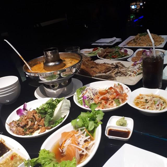 Zoods & Virtigo Bar & Karaoke